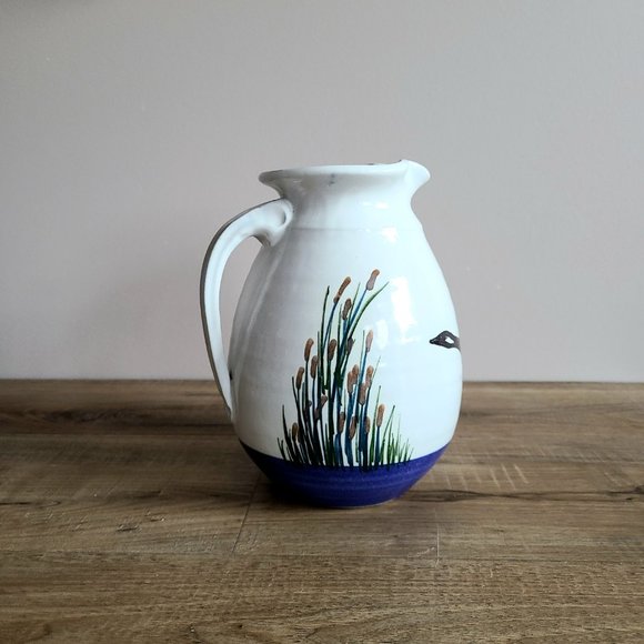 1981 hand made  hand painted ceramic pitcher with goose. Signed by John Herbon - Picture 3 of 9